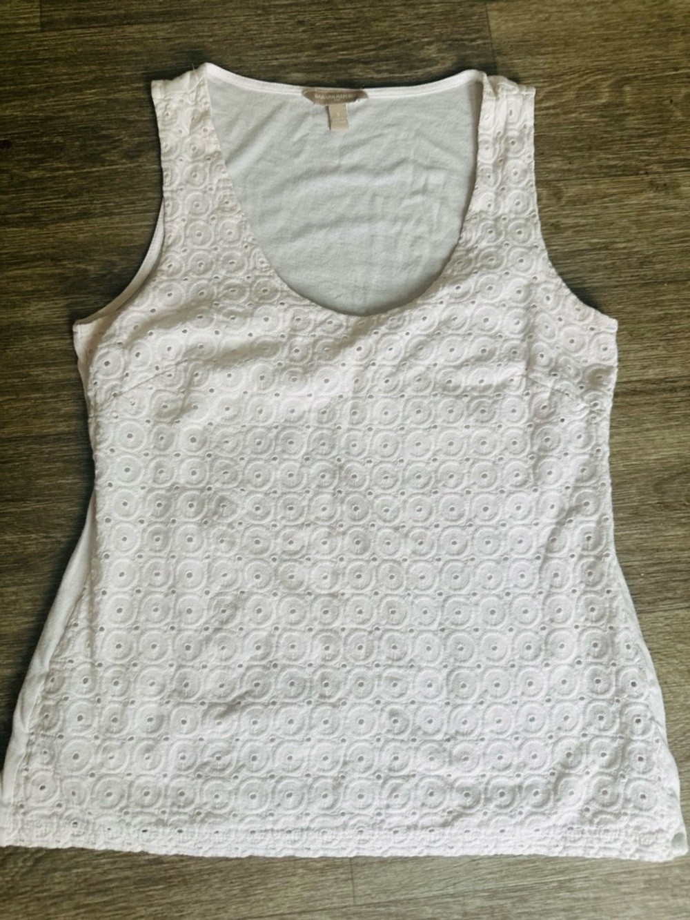 Banana Republic White Eyelet Tank Top size S